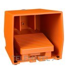 Interruptor pedal con 2 posiciones CC+CA naranja con referencia XPER611 de la marca SCHNEIDER ELECTRIC.